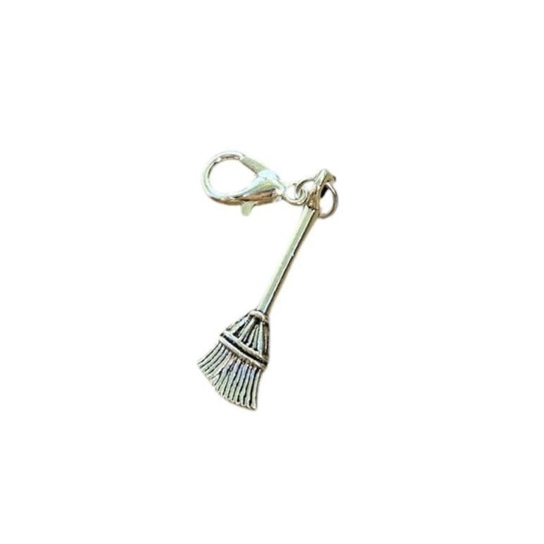 Witch's Broom Silver Charm